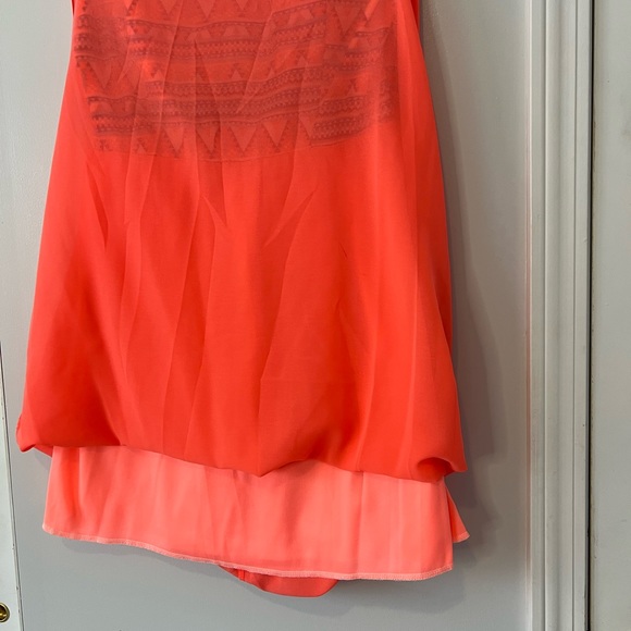 Women’s dress - Picture 3 of 5